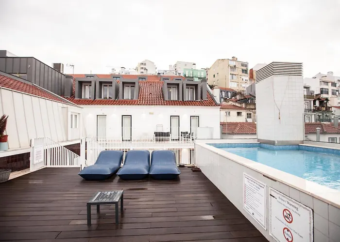 Flh Intendente Chic With Rooftop Pool דירה ליסבון